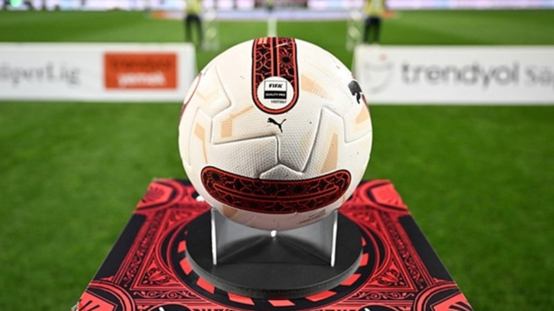 Süper Lig'de küme düşme hattı kıyasıya mücadeleye sahne oluyor