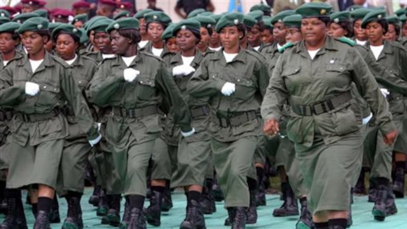 Kadınlara zorunlu askerlik uygulayan ülkelerin sayısı artıyor