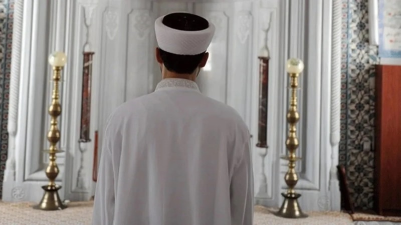 İmam maaşları 2025: Sözleşmeli ve kadrolu imam, müezzin, emekli imam maaşları…