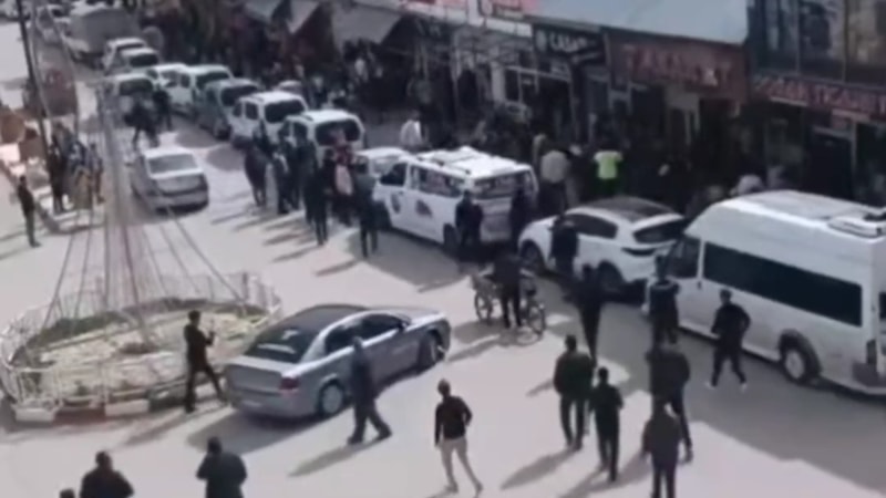 Van'da taşlı sopalı kavga