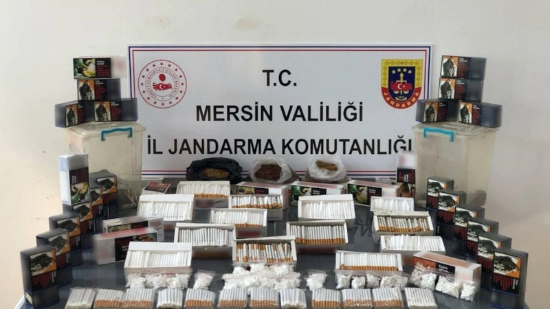 Mersin'de 7 bin 200 adet gümrük kaçağı makaron ele geçirildi