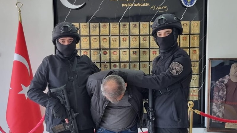 Kayseri'de FETÖ'den ihraç öğretim üyesi yakalandı