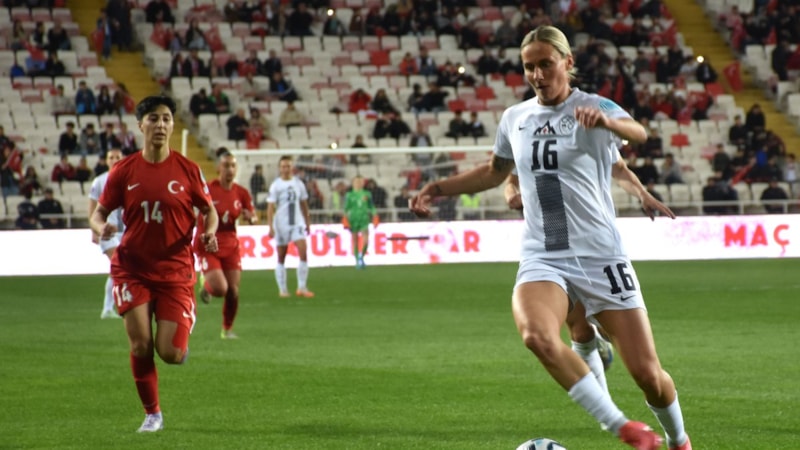 Kadın A Milli Futbol Takımı, Slovenya'ya kaybetti