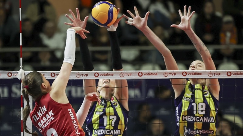 File derbisinde Galatasaray, Fenerbahçe'ye şans tanımadı