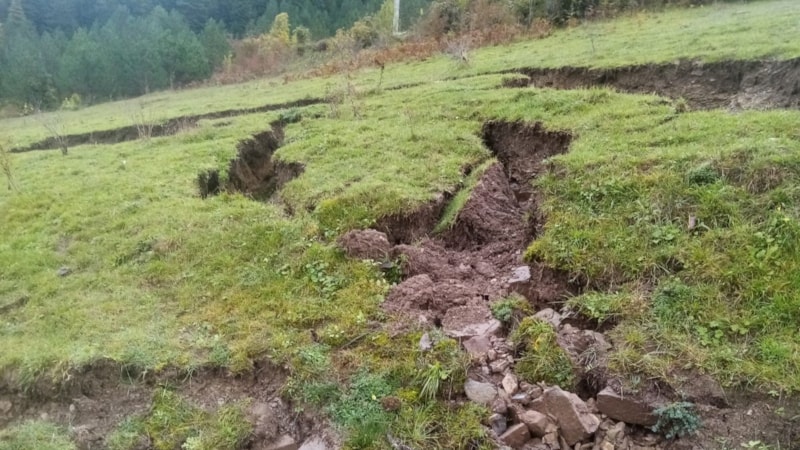 Sinoplu vatandaş heyelan mağduru: Bir yıldır sesimi duyan yok