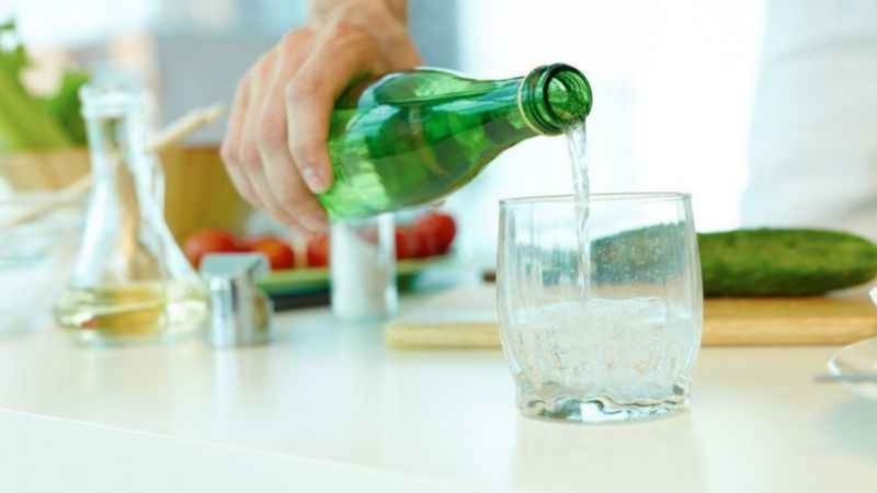 Soda ile maden suyu arasındaki farklar nelerdir?