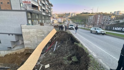 Samsun'da inşaat çalışması sırasında toprak kaydı