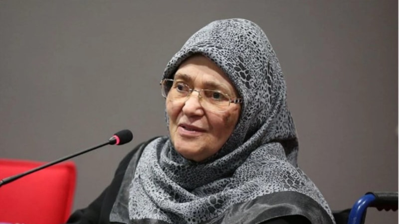 Satış rekorları kıran Şule Yüksel Şenler'in romanı: Huzur Sokağı