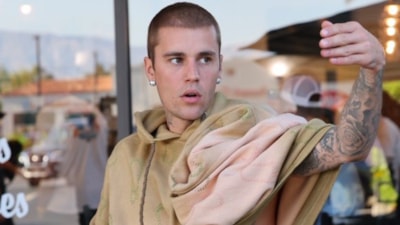 Justin Bieber gazetecilerle kavga etti