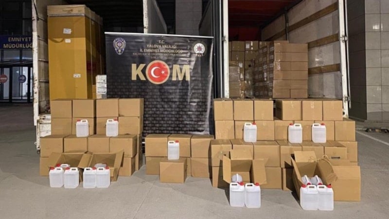 Yalova'da 1,5 tonluk etil alkol ele geçirildi