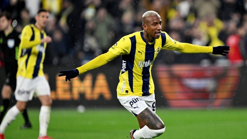 Fenerbahçe, Sivasspor maçının kamp kadrosunu açıkladı