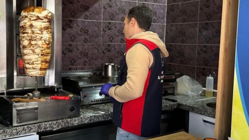Tavuk döner alarmı: İşletmelere baskınlar sürüyor