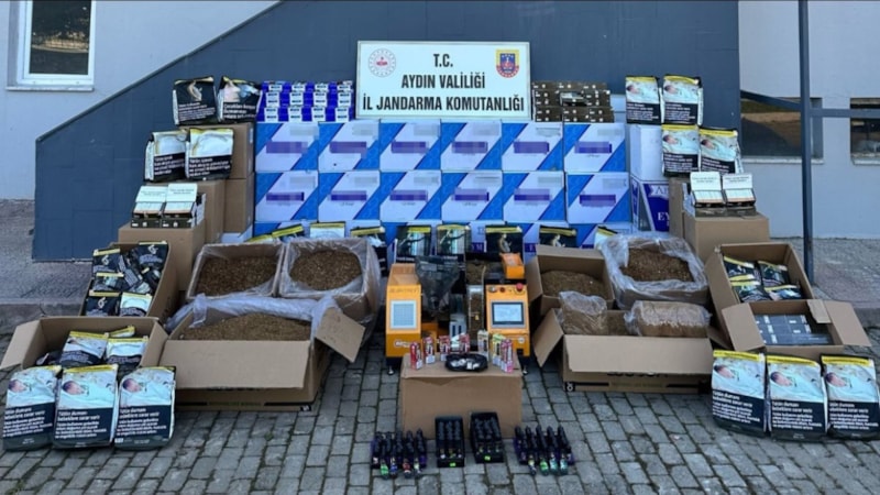 Aydın'da jandarma ekipleri 1 milyon 135 bin makaron ele geçirdi
