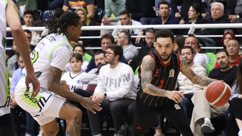 Merkezefendi Belediyesi Basket, Manisa Basket'i yendi