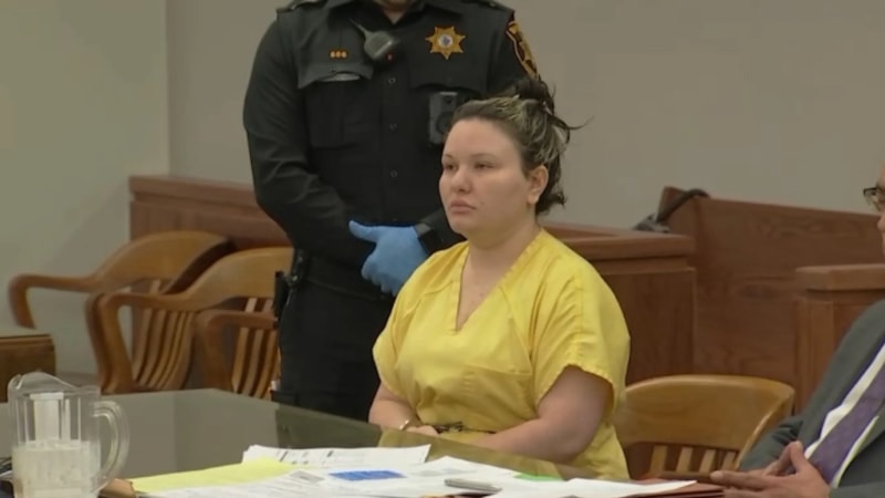 ABD'de eski sevgilisini öldürtmek isteyen kadın tutuklandı