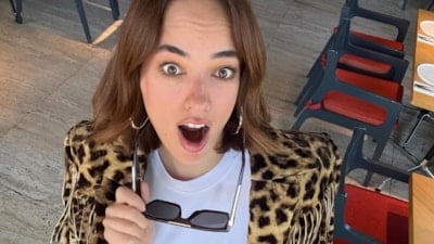 Seda Bakan, yeni projesi için imaj yeniledi! Yeni saçları dikkat çekti