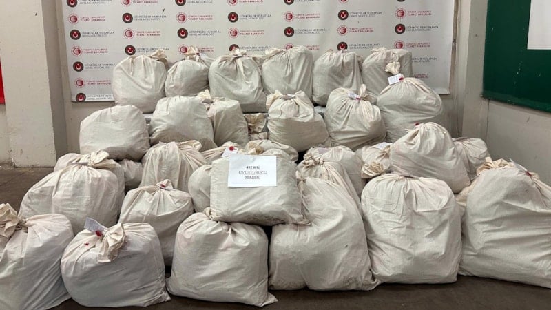 Edirne'de sınır kapısında 492 kilo uyuşturucu yakalandı