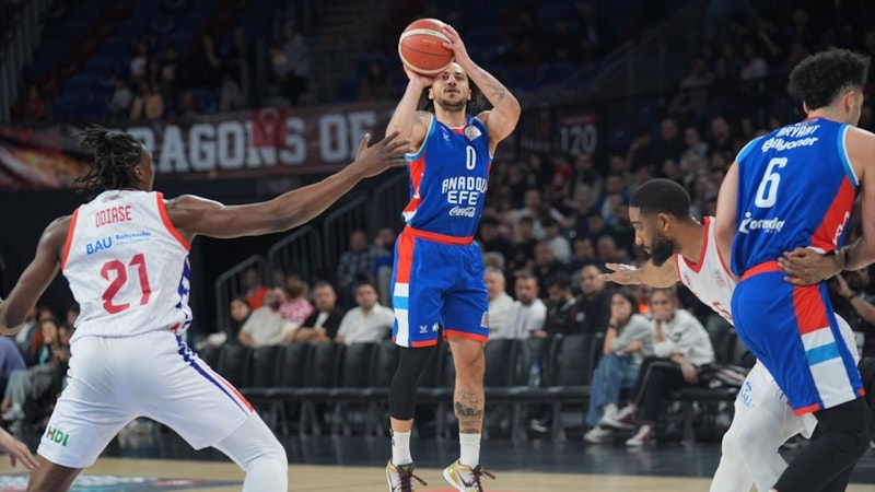 Anadolu Efes, Bahçeşehir Koleji'ne şans tanımadı