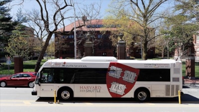 Trump, taleplerine uymayan Harvard Üniversitesi'ne fonu dondurdu