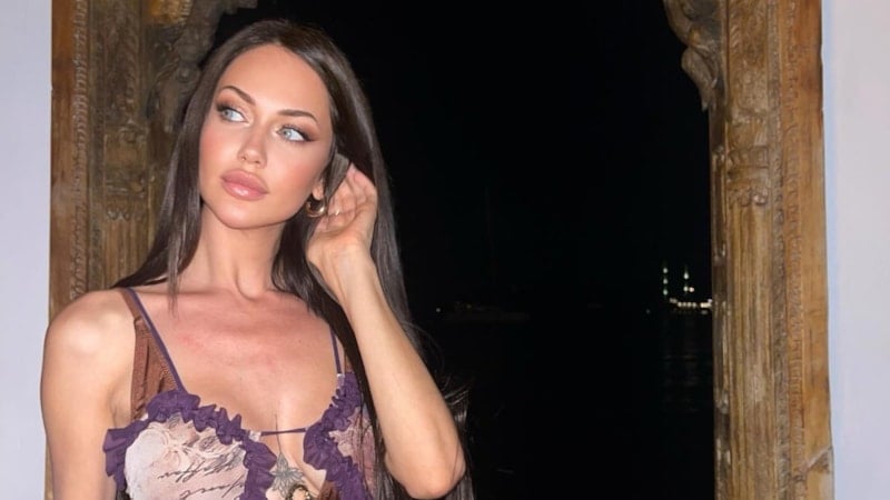 Ozan Doğulu'nun sevgilisi şarkıcı Hera Aslan'dan kötü haber! Kısmi yüz felci geçirdi