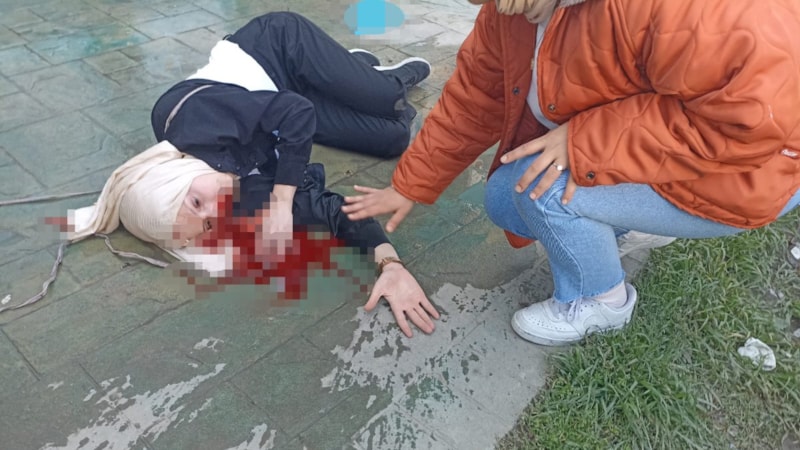 Sakarya’da 23 yaşındaki genç kadın ikinci kattan düştü