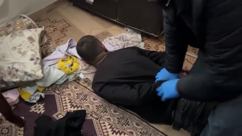 Adana'da yatağında 71 paket uyuşturucuyla yakalanan şüpheliden ilginç savunma