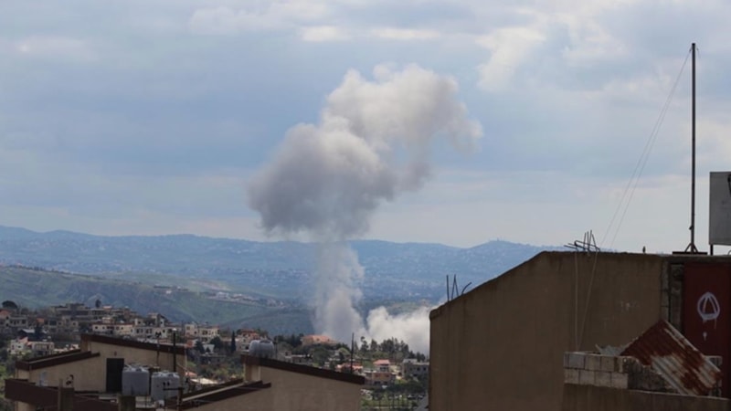 İsrail ordusu, Lübnan'ın güneyini 3 hava saldırısıyla hedef aldı