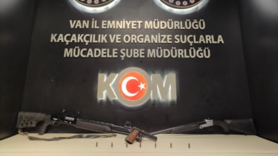 Van'da çok sayıda gümrük kaçağı malzeme ele geçirildi