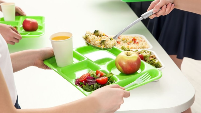 Okullarda yeni dönem: Yemekler artık o şekilde olacak!