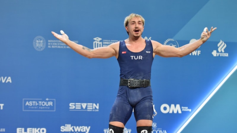 Yusuf Fehmi Genç'ten Avrupa rekorlarıyla birlikte iki altın madalya