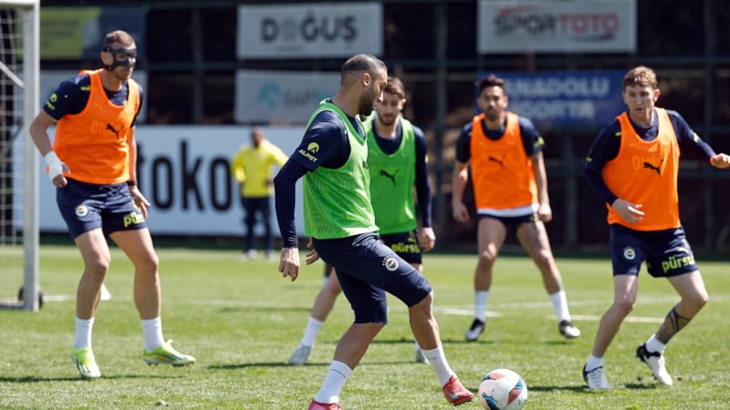 Fenerbahçe'de Kayserispor maçı hazırlıkları sürdü