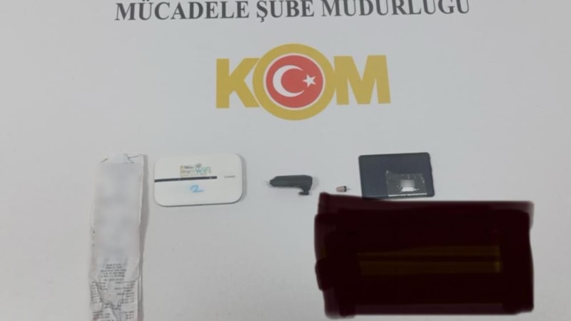 Samsun'da ehliyet sınavına kopya düzeneğiyle giren 3 kardeş yakalandı