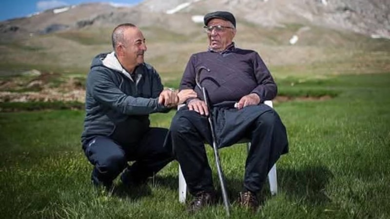 Mevlüt Çavuşoğlu'nun acı günü