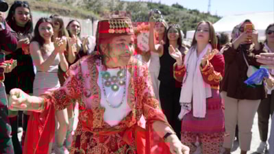 Burdur'da hiç evlenmeyen 69 yaşındaki kadın kına gecesi hayaline kavuştu