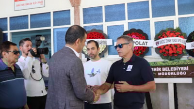 Ersun Yanal'ın babası son yolculuğuna uğurlandı