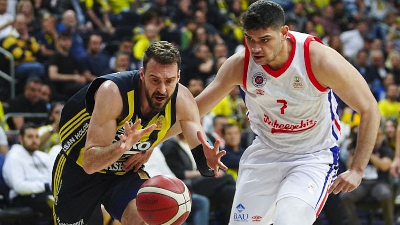 Fenerbahçe, Bahçeşehir Koleji'ne şans tanımadı