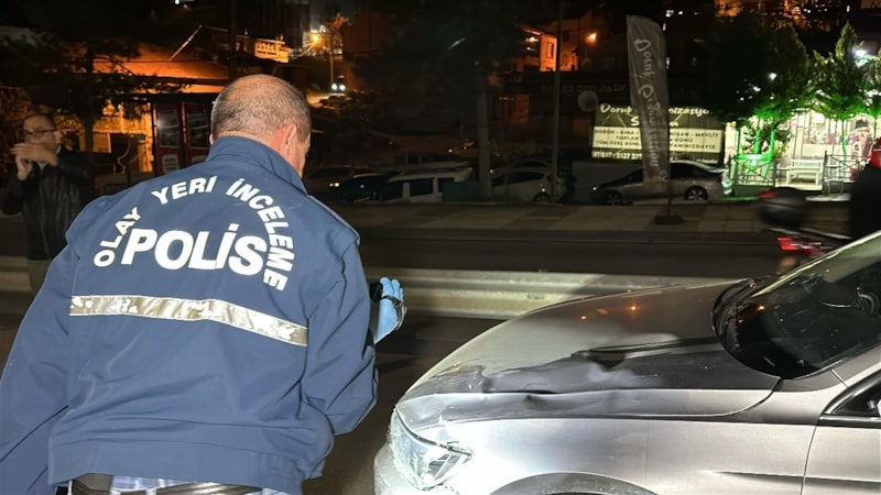 Uşak'ta otomobilin çarptığı kadın hayatını kaybetti