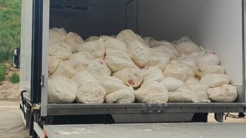 Sakarya'da son tüketim tarihi geçmiş 23 ton lor peyniri ele geçirildi