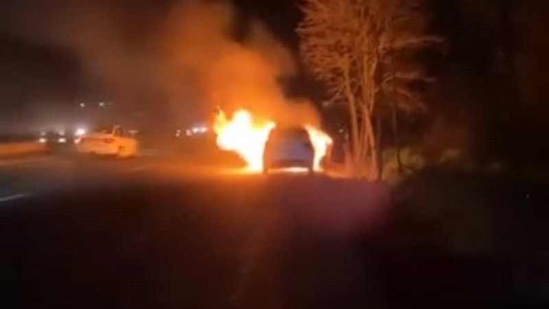 Bursa'da seyir halindeki otomobil alev topuna döndü