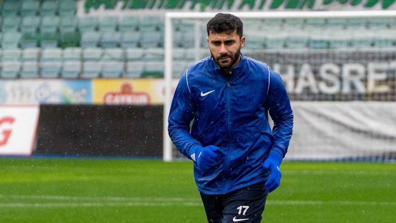 Rizespor'da Emrecan Bulut, ön üst adale kasından sakatlandı