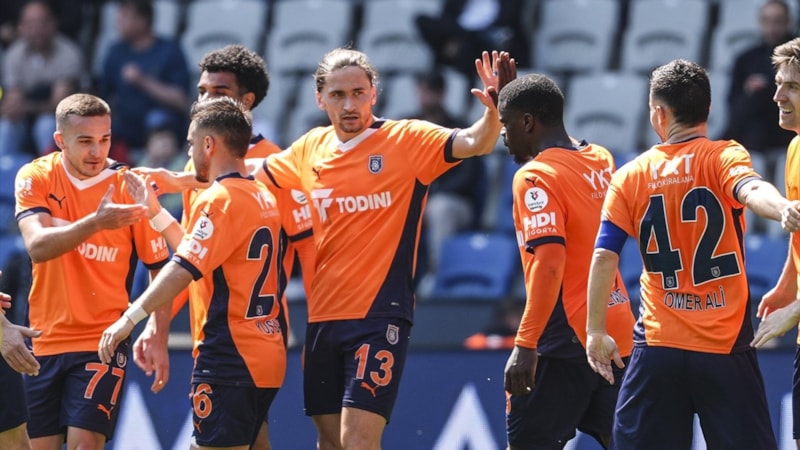 Başakşehir, Gaziantep FK'yı iki golle geçti