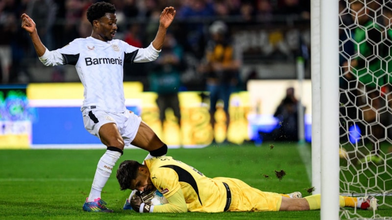 Leverkusen deplasmanda St. Pauli ile 1-1 beraber kaldı