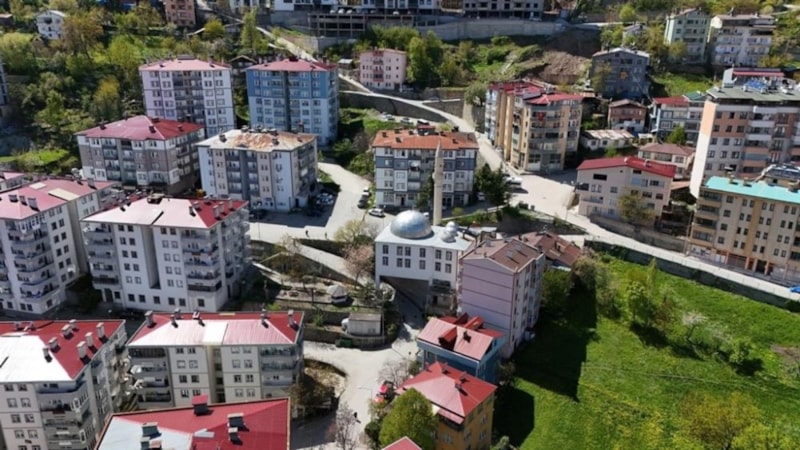 Artvin'in 'ayaklı camisi' farklı mimarisiyle dikkat çekiyor