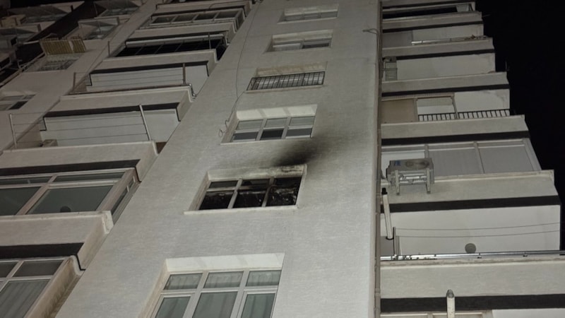 Adana'da bir sitede çıkan yangında 1 kişi hayatını kaybetti