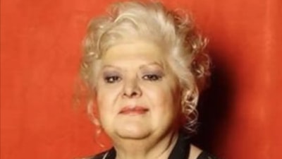 Eniştesiyle evlenmişti! Neşe Karaböcek kardeşi Gülden Karaböcek'i affetmedi