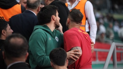 Abdülkerim Bardakcı, Konyasporlu taraftarlarla tartıştı