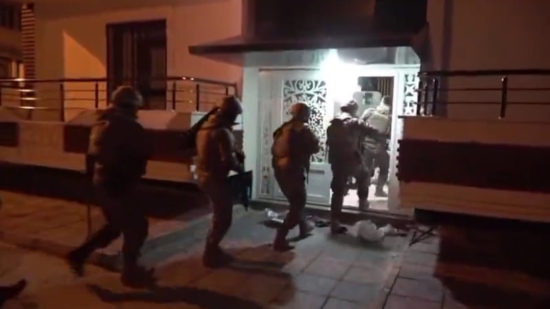 Van'da 4 ev ve 1 iş yerine operasyon