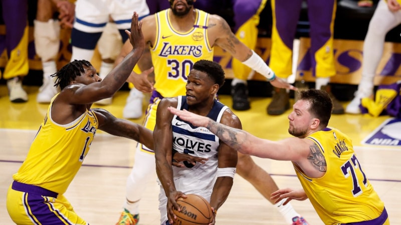 Seri 1-1'e geldi! Los Angeles Lakers, Minnesota Timberwolves'u yendi
