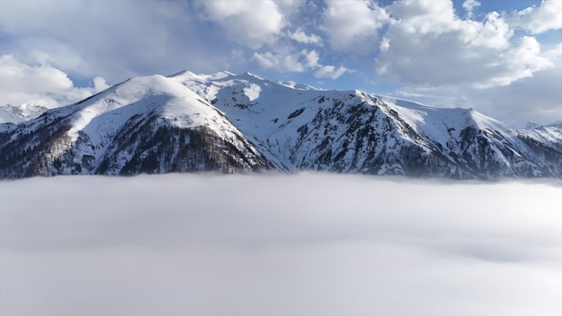 Rize'de Kaçkar Dağları'nın eteğindeki sis denizi görüntülendi