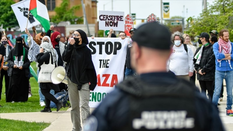 ABD'de İsrailli aşırı sağcı bakanı protesto eden üniversite öğrencilerine yaptırım